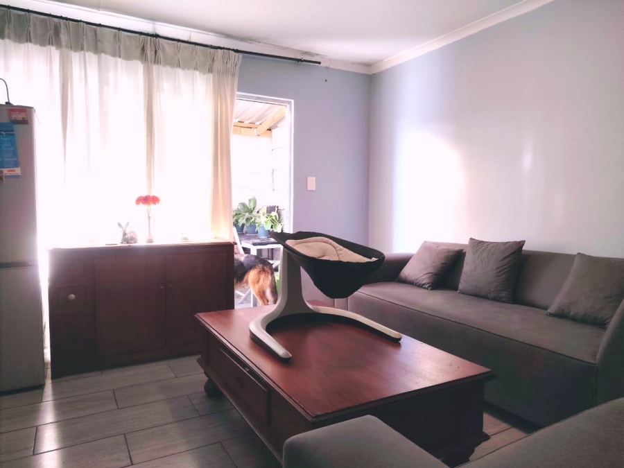 3 Bedroom Property for Sale in Silwood Heights Western Cape